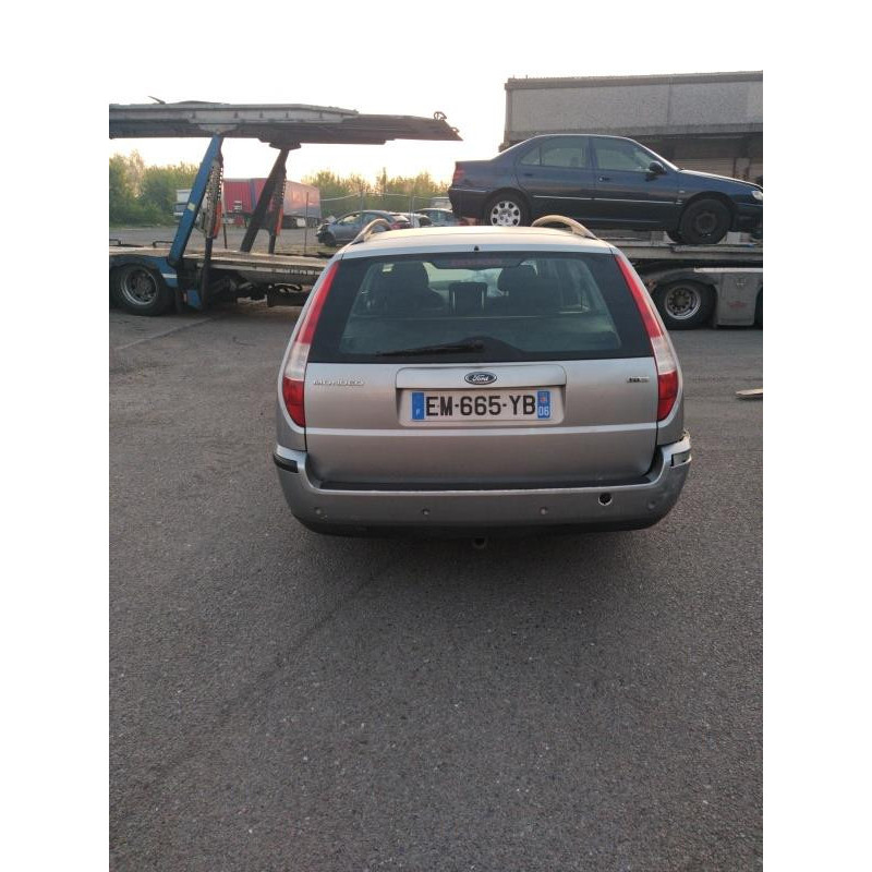 Vitre arriere gauche FORD MONDEO 2 Photo n°11