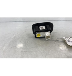 Interrupteur de leve vitre arriere droit PEUGEOT 2008 1