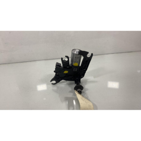 Moteur essuie glace arriere PEUGEOT 2008 1