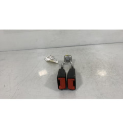 Attache ceinture arriere gauche SEAT IBIZA 4
