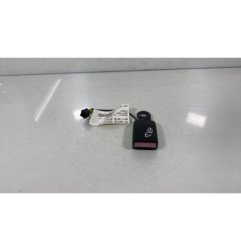 Attache ceinture arriere droit PEUGEOT 207