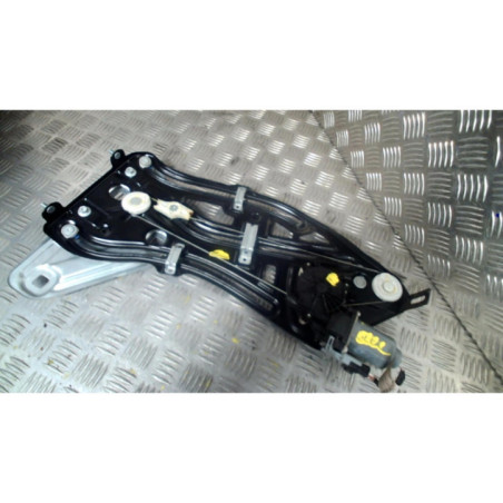 Leve vitre electrique arriere droit PEUGEOT 207 Photo n°1