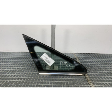 Custode avant droit OPEL ZAFIRA B