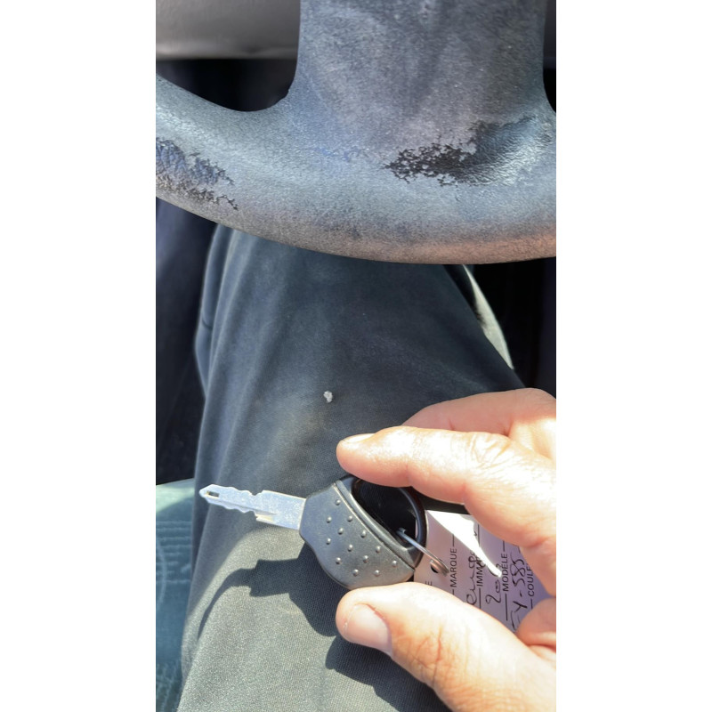 Pretensionneur de ceinture avant droit PEUGEOT 206 Photo n°11