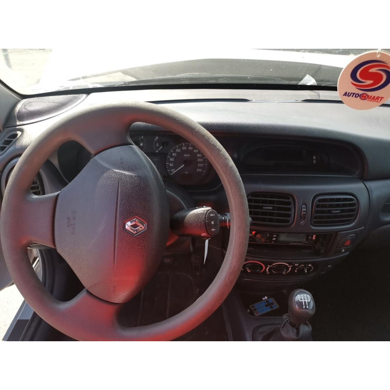 Malle/Hayon arriere RENAULT MEGANE 1 Photo n°7