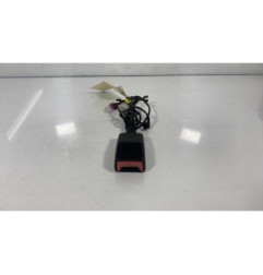 Attache ceinture avant droit FORD MONDEO 3
