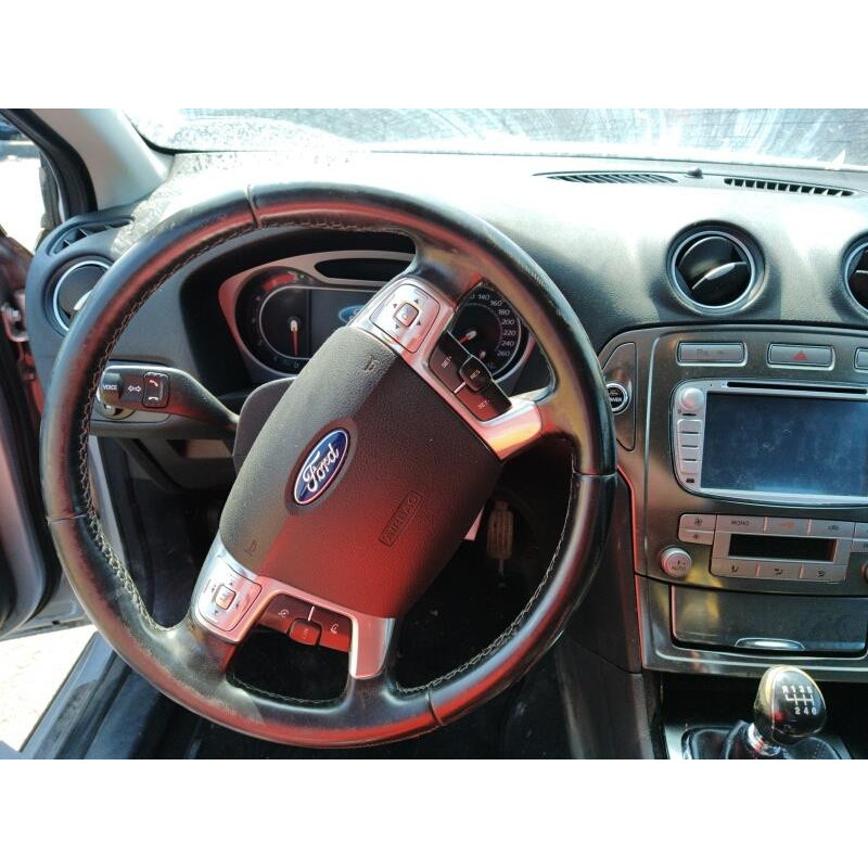 Bouton de warning FORD MONDEO 3 Photo n°8