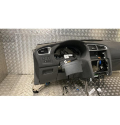 Planche de bord complete CITROEN C4 2 Photo n°1