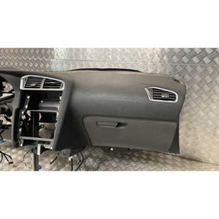 Planche de bord complete CITROEN C4 2