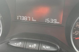 Jante PEUGEOT 208 1