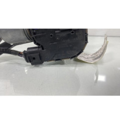 Moteur essuie glace avant droit FORD FOCUS 3