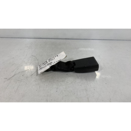 Attache ceinture arriere droit OPEL ZAFIRA A Photo n°1
