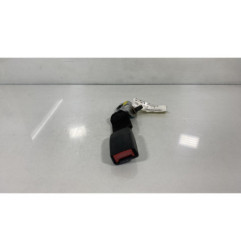 Attache ceinture arriere gauche FORD FIESTA 5