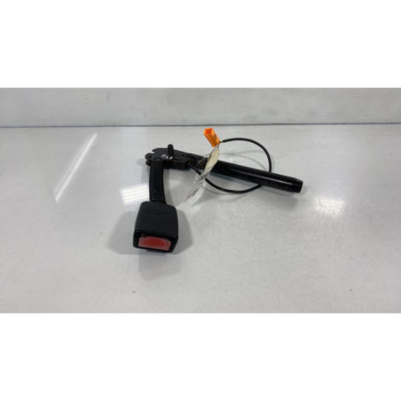 Pretensionneur de ceinture avant gauche FORD FIESTA 5