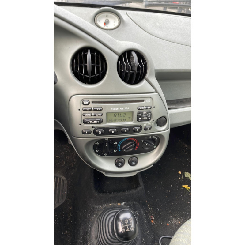 Porte avant droit FORD KA 1 Photo n°7