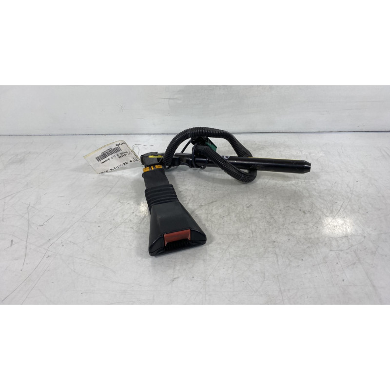 Pretensionneur de ceinture avant droit OPEL CORSA C Photo n°2