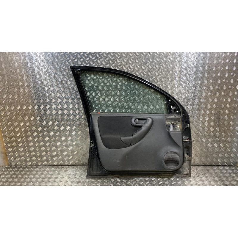 Porte avant gauche OPEL CORSA C Photo n°4