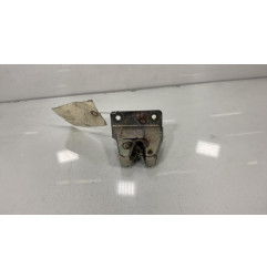Serrure de coffre PEUGEOT 205