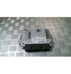 Calculateur moteur PEUGEOT 308 1