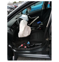 Calculateur moteur PEUGEOT 308 1