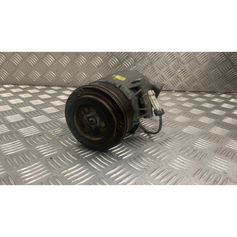Compresseur clim OPEL ASTRA H Photo n°4