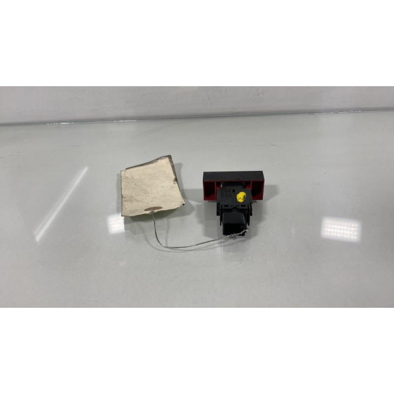 Bouton de warning SEAT IBIZA 4 Photo n°2