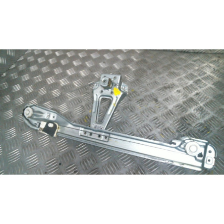 Leve vitre mecanique arriere gauche RENAULT CLIO 3