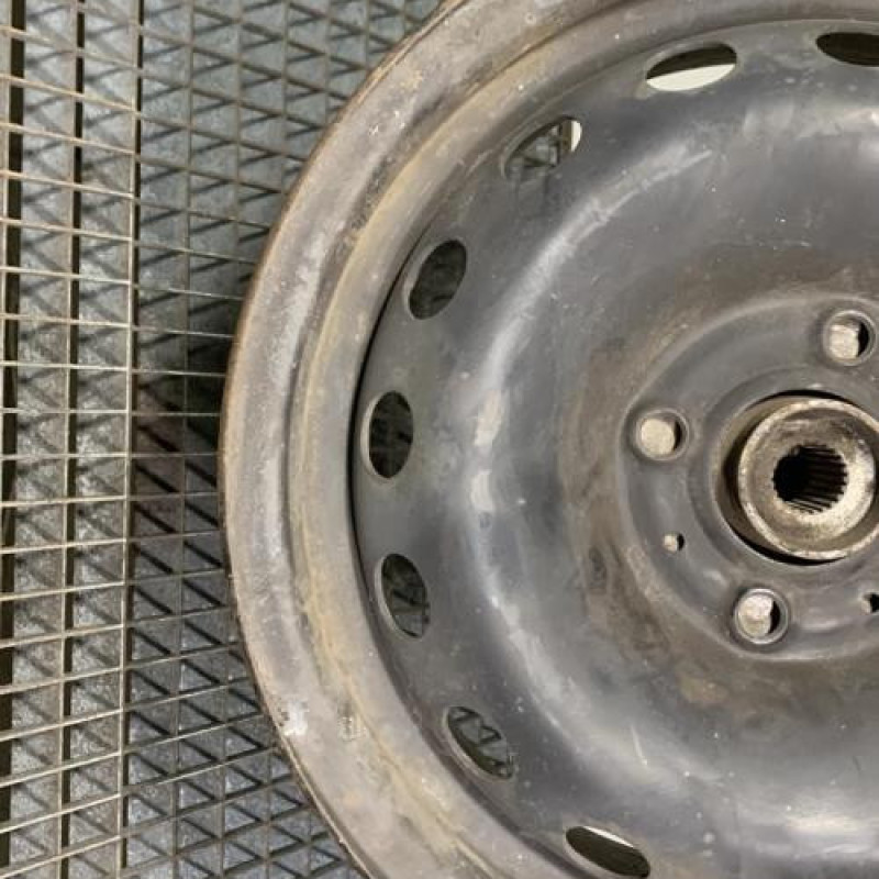 Jante RENAULT CLIO 2 Photo n°3