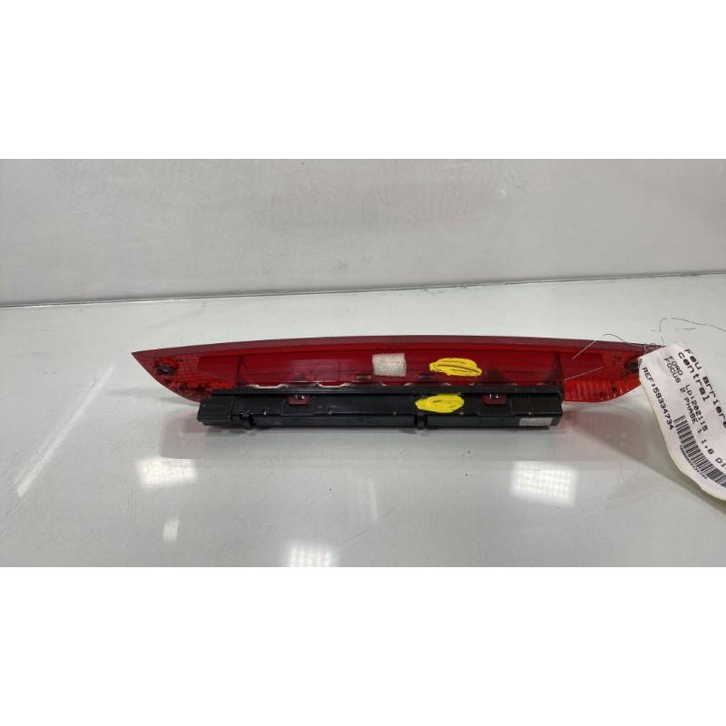 Feu arriere stop central FORD FOCUS 2 Photo n°2
