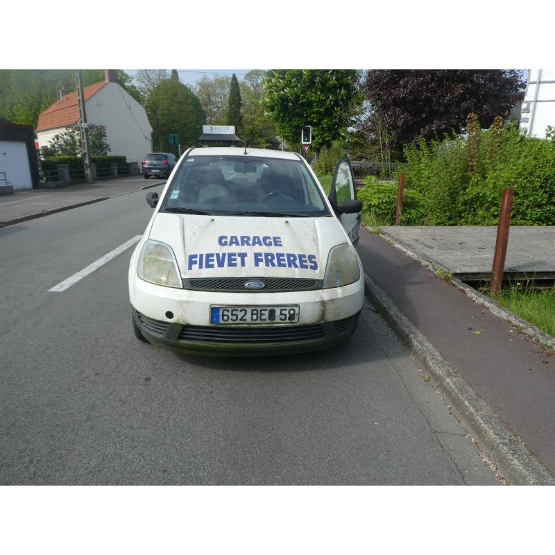 Porte avant gauche FORD FIESTA 5 Photo n°7
