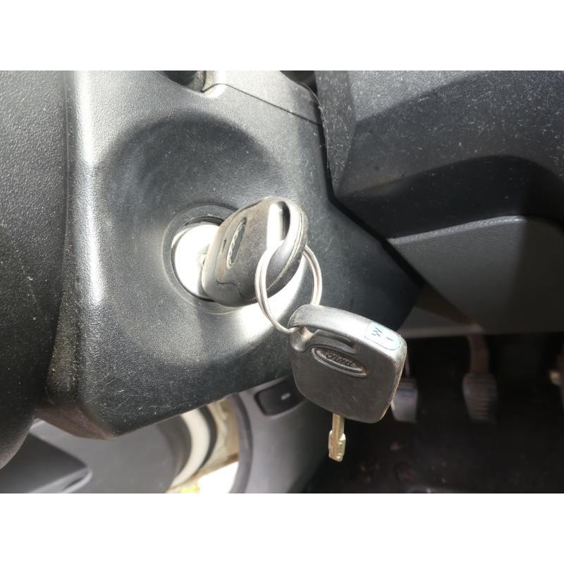 Porte avant gauche FORD FIESTA 5 Photo n°8