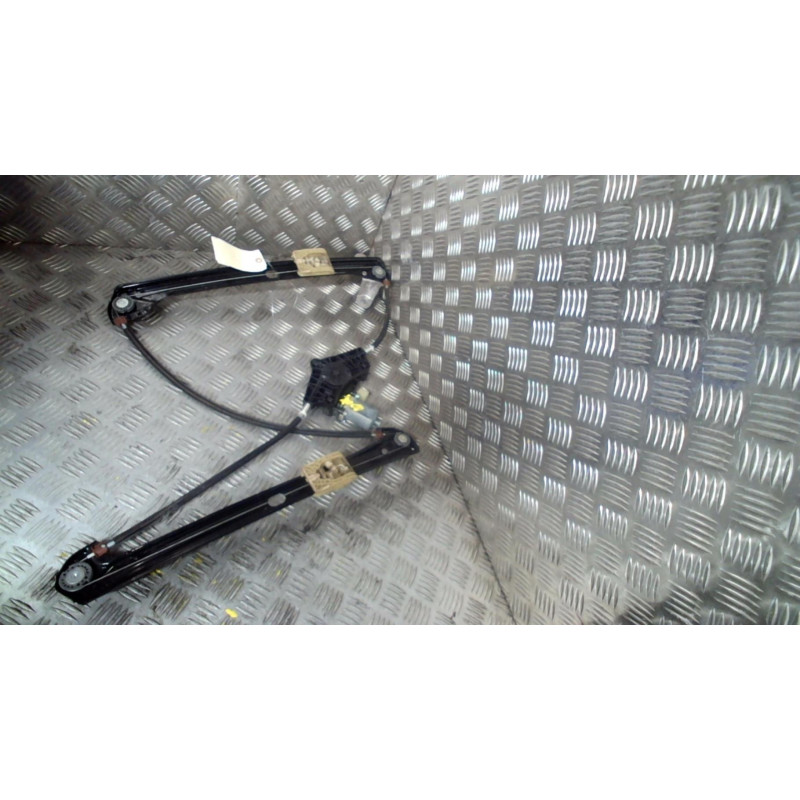Leve vitre electrique avant droit VOLKSWAGEN GOLF 7 Photo n°2