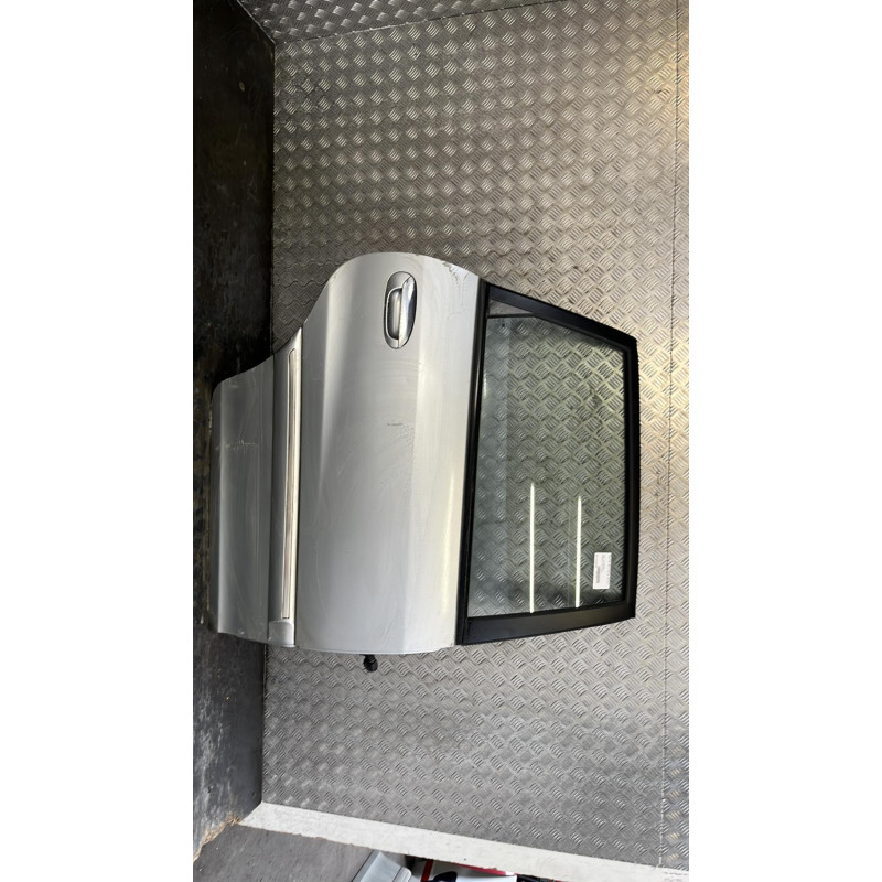 Porte arriere droit KIA CARENS 2 Photo n°5