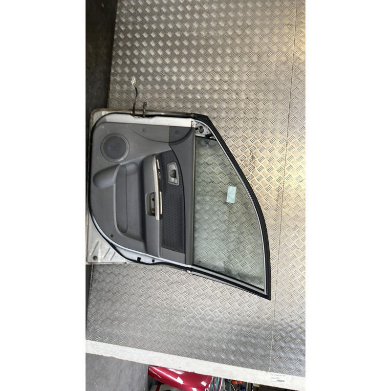 Porte avant droit KIA CARENS 2 Photo n°3