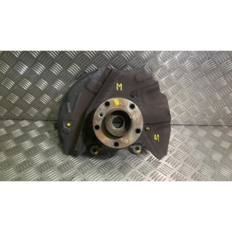 Pivot de moyeu avant droit BMW X5 E53 Photo n°1