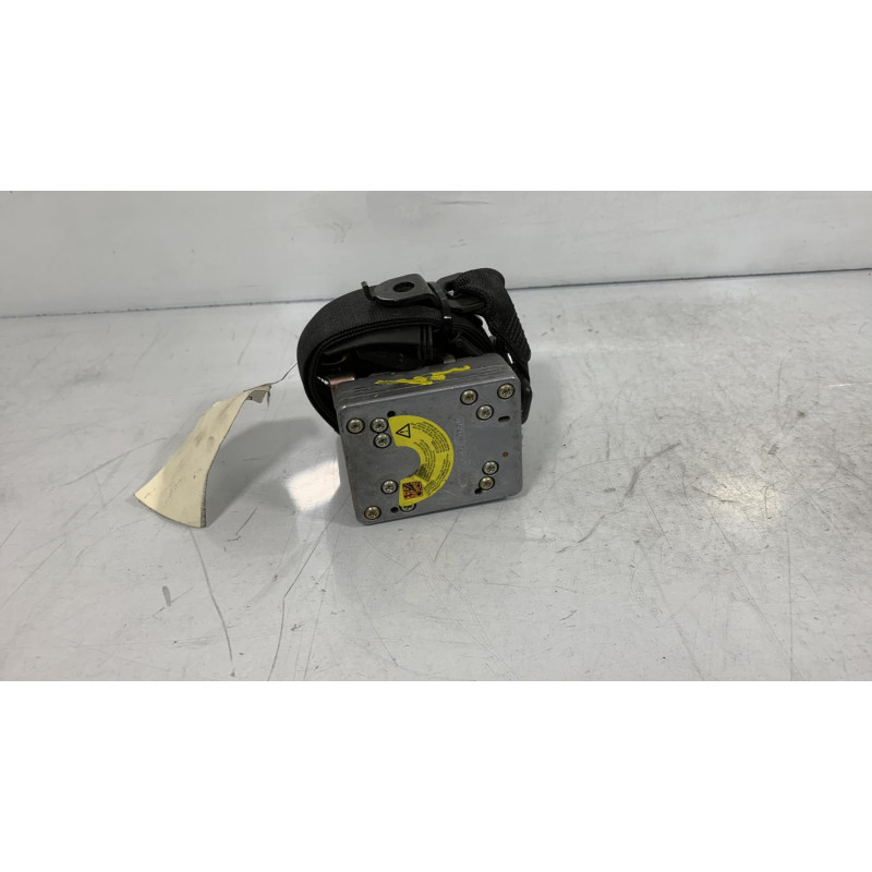 Pretensionneur de ceinture avant droit MERCEDES CLASSE C 203 Photo n°3