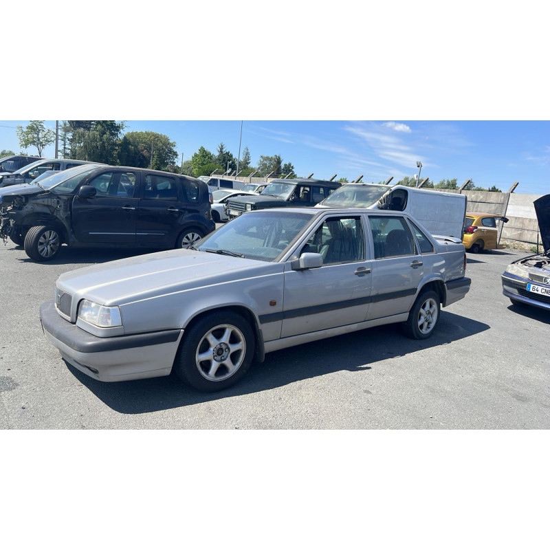 Trappe d'essence VOLVO 850 Photo n°8