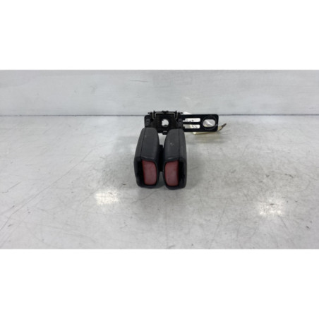 Attache ceinture arriere centrale VOLVO 850 Photo n°1