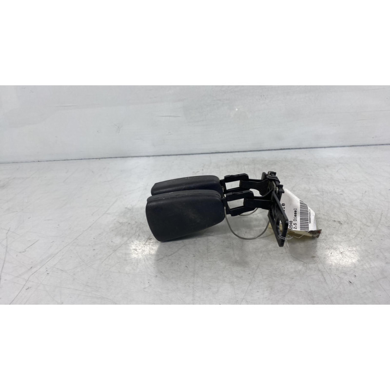 Attache ceinture arriere centrale VOLVO 850 Photo n°2