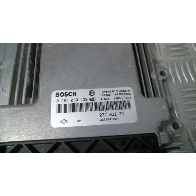 Calculateur moteur RENAULT CLIO 4 Photo n°1