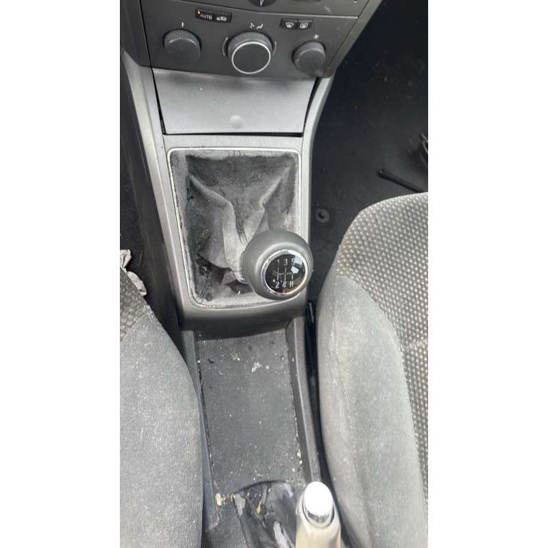 Porte avant droit OPEL ASTRA H Photo n°8