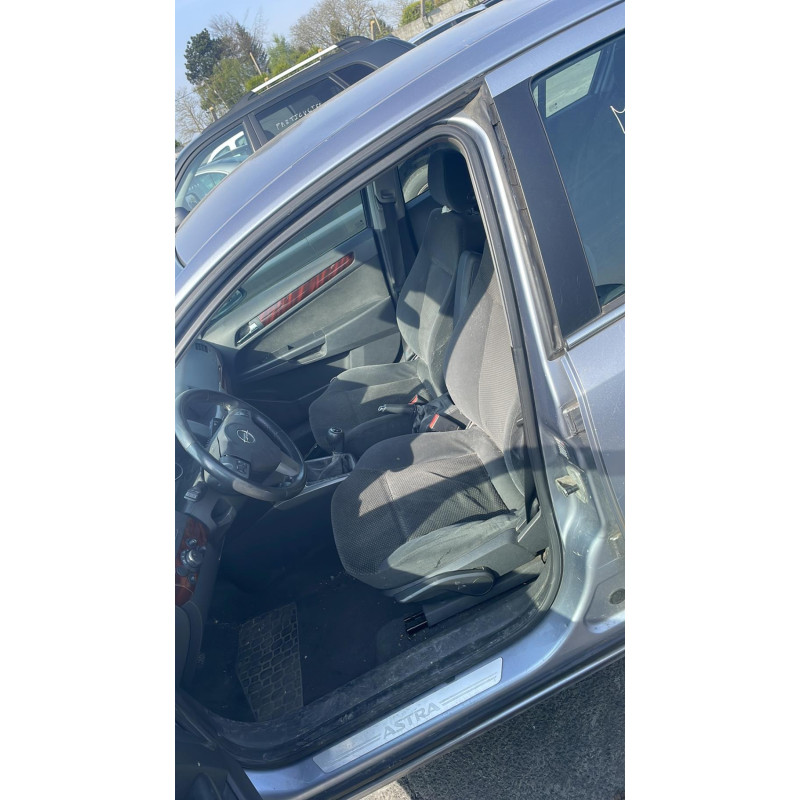 Porte avant droit OPEL ASTRA H Photo n°15