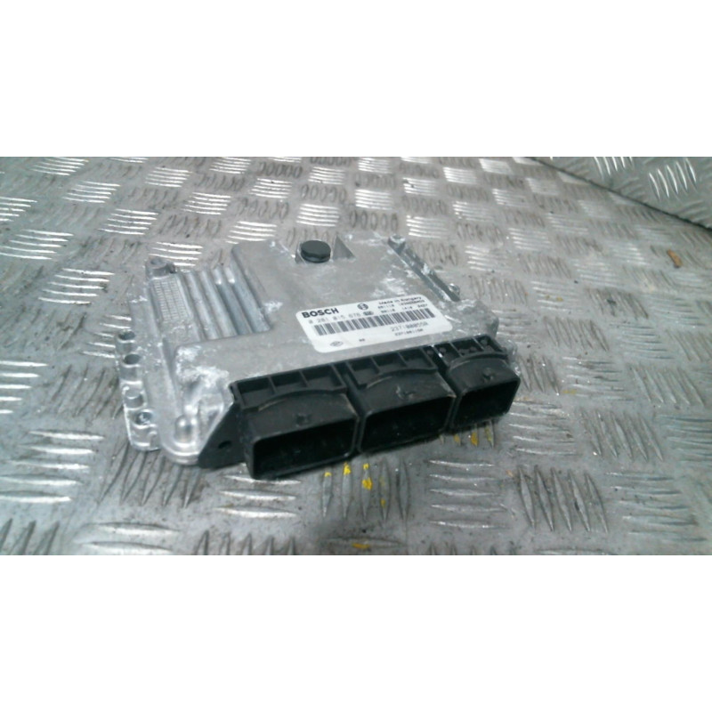 Calculateur moteur RENAULT MEGANE 3 Photo n°1