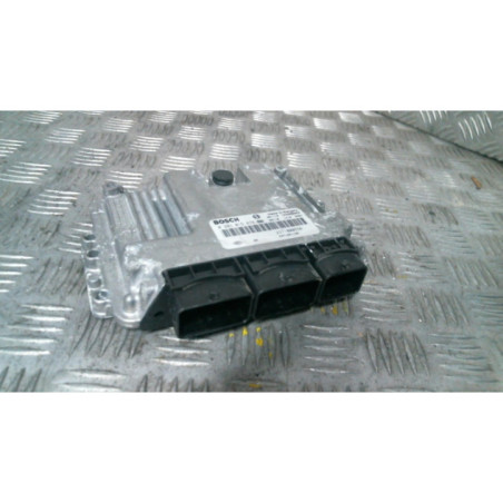 Calculateur moteur RENAULT MEGANE 3 Photo n°1