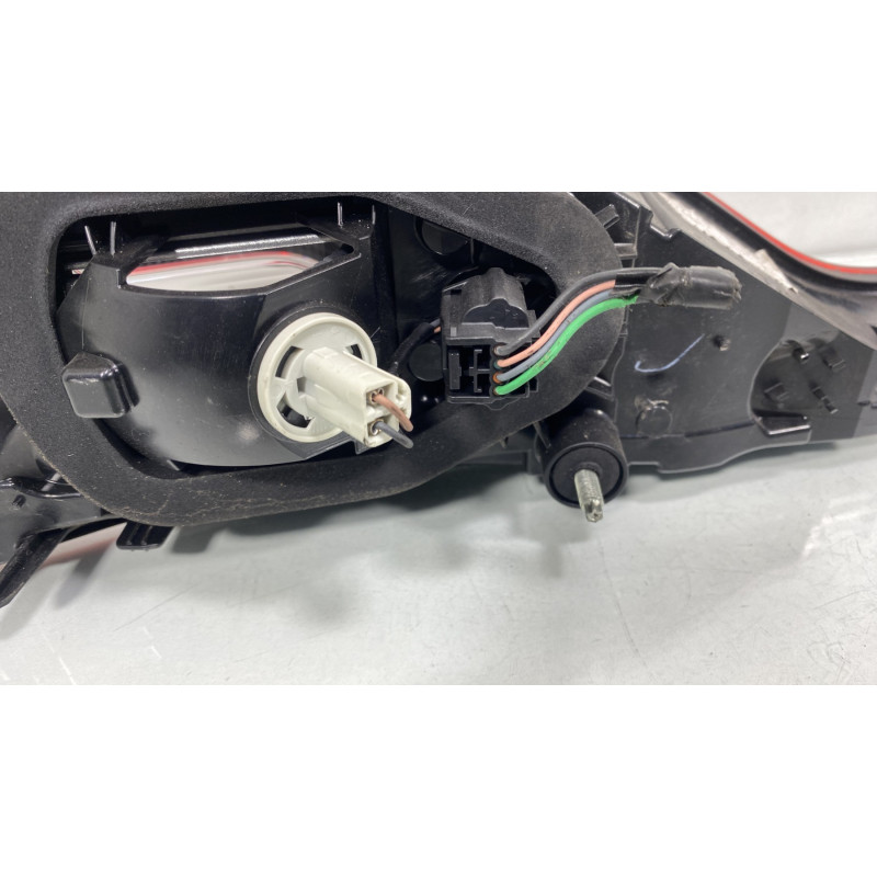 Feu arriere secondaire gauche (feux) RENAULT TALISMAN Photo n°3