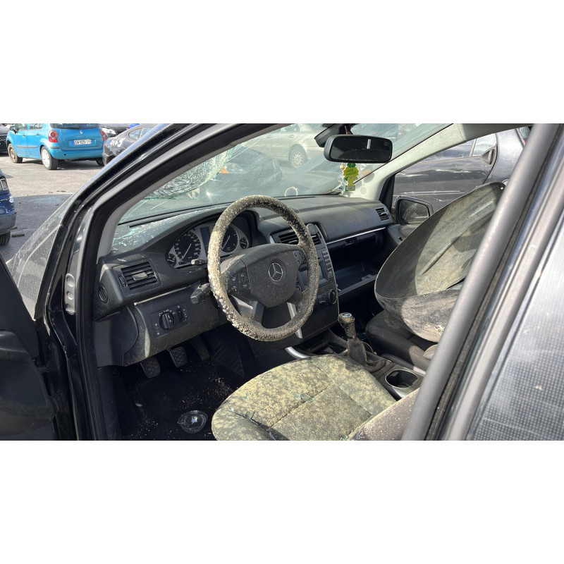Poignee interieur avant droit MERCEDES CLASSE B 245 Photo n°12