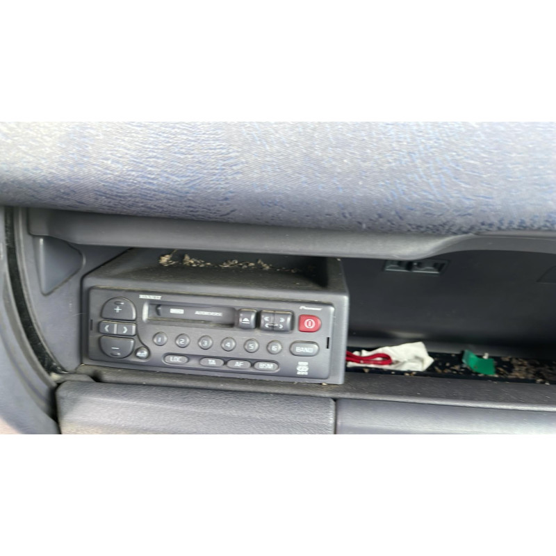 Calandre RENAULT ESPACE 3 Photo n°10