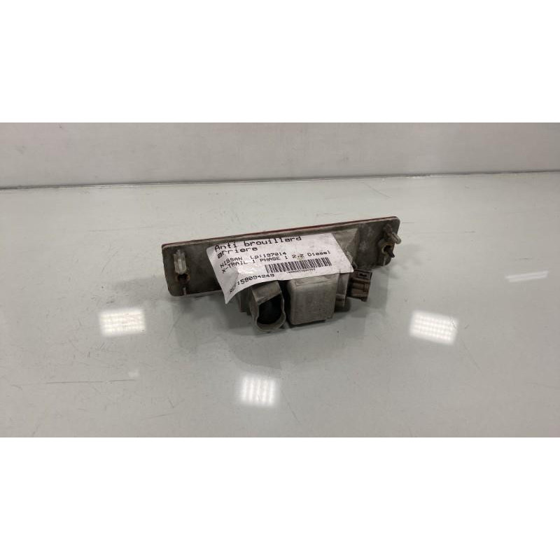 Anti brouillard arriere NISSAN X-TRAIL 1 Photo n°1