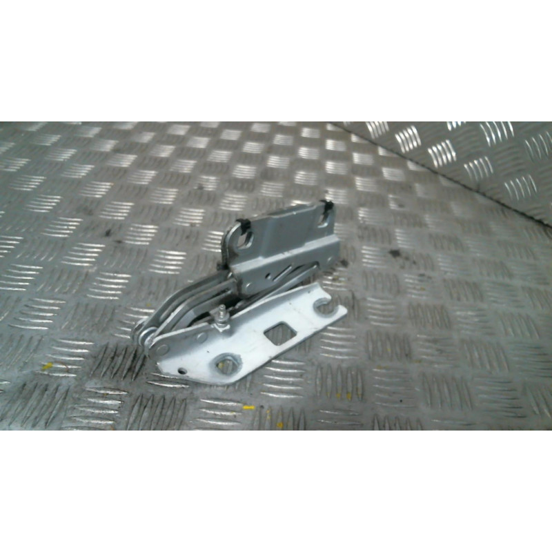Charniere de capot MERCEDES CLASSE M 164 Photo n°1