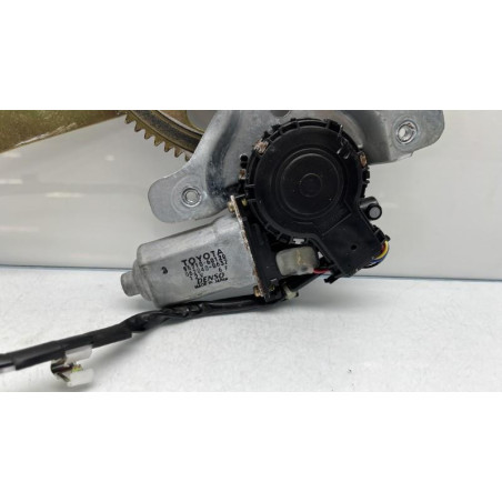 Leve vitre electrique arriere gauche TOYOTA LAND CRUISER 4 STATION WAGON J100